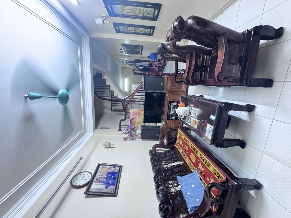 BÁN NHÀ THANH OAI Ở NGAY 4 TẦNG, NHỈNH 4 TỶ, Ô TÔ ĐỖ CỬA