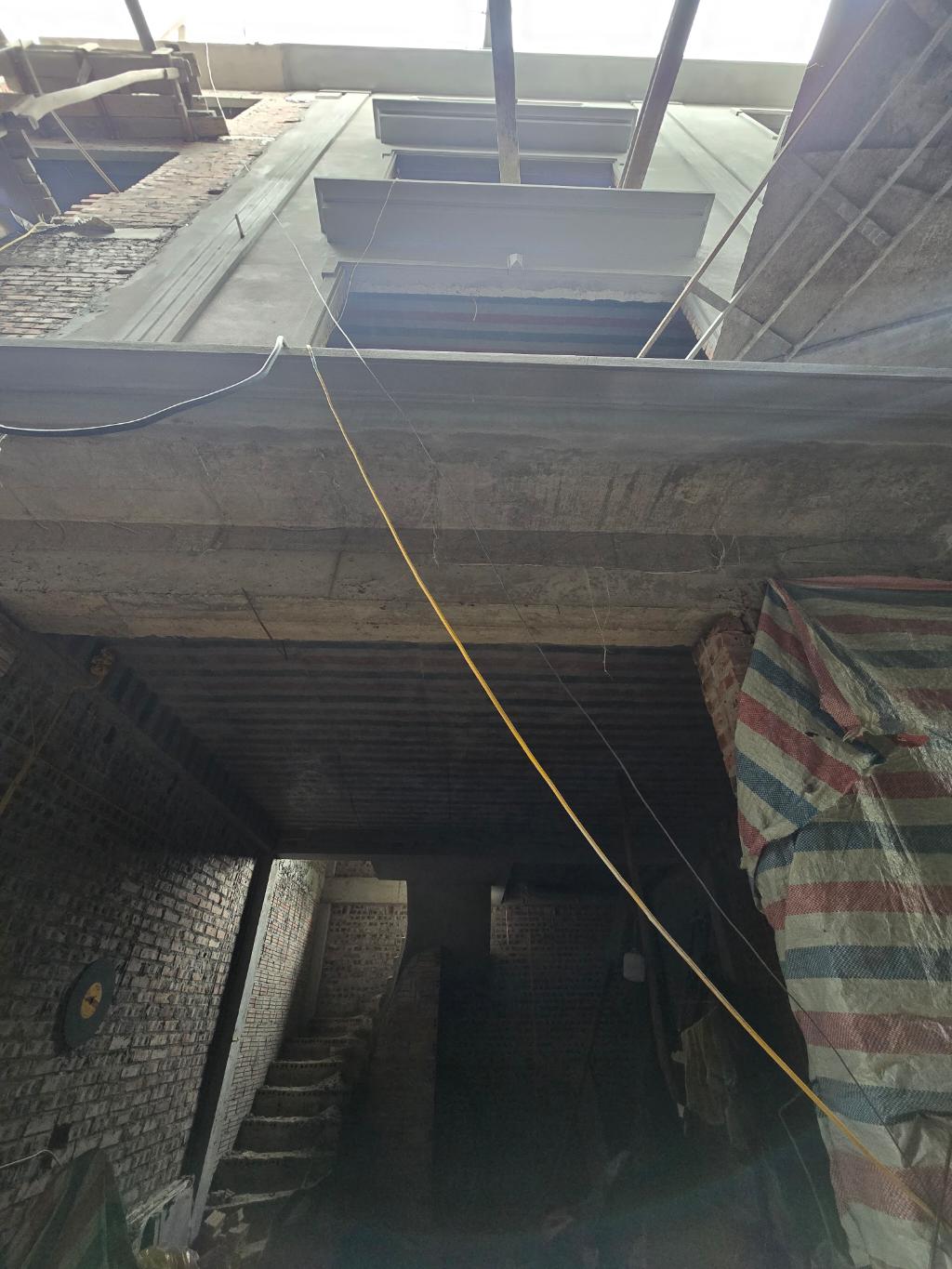 BÁN NHÀ THANH OAI Ở NGAY 4 TẦNG, NHỈNH 4 TỶ, Ô TÔ ĐỖ CỬA