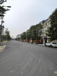Nhà 5 tầng, gần đường 32, Lai Xá, Hoài Đức, 5,95 tỷ.