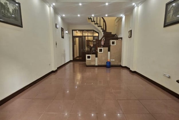 Cần bán ngay siêu phẩm tại đường Kim Giang, Hoàng Mai 5 tầng 45m2