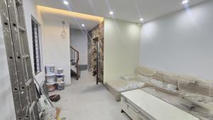 SIÊU PHẨM NHÀ XÂY MỚI CẦU GIẤY - THANG MÁY - GẦN PHỐ - CHỐT NHANH