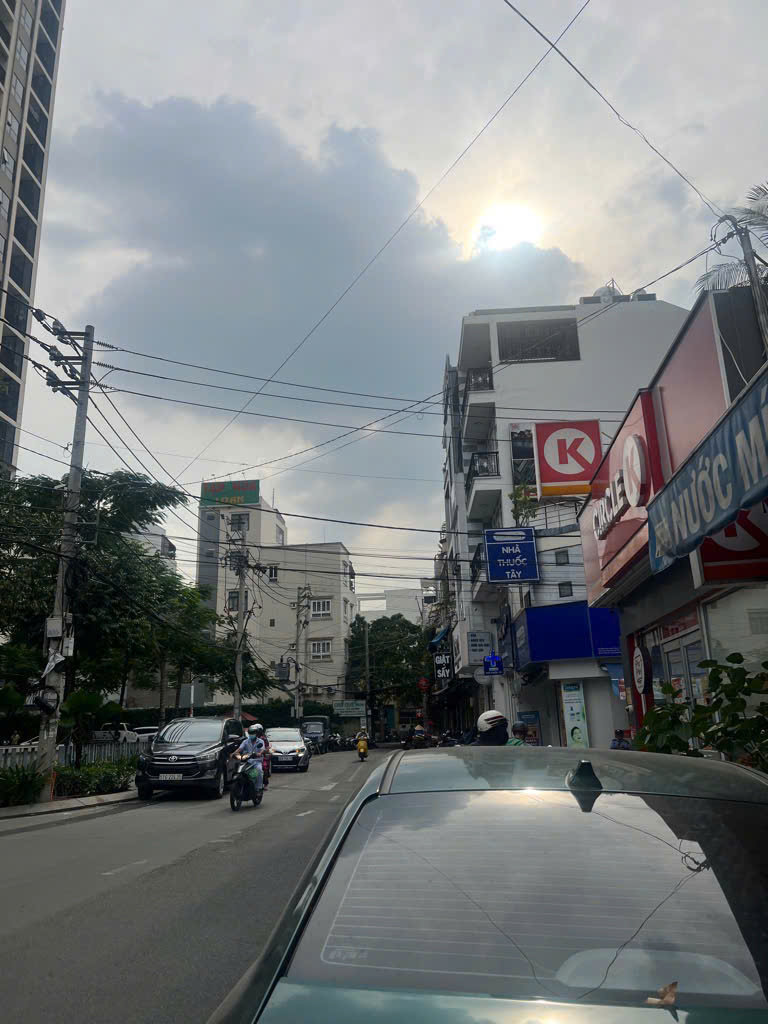 GẤP! KHU HIẾM NHÀ BÁN – HẺM XE HƠI – CÁCH MẠNG THÁNG 8 – HÀNG XÓM HÀ ĐÔ – Q10 – DTSD 238M² CHỈ 22.X TỶ