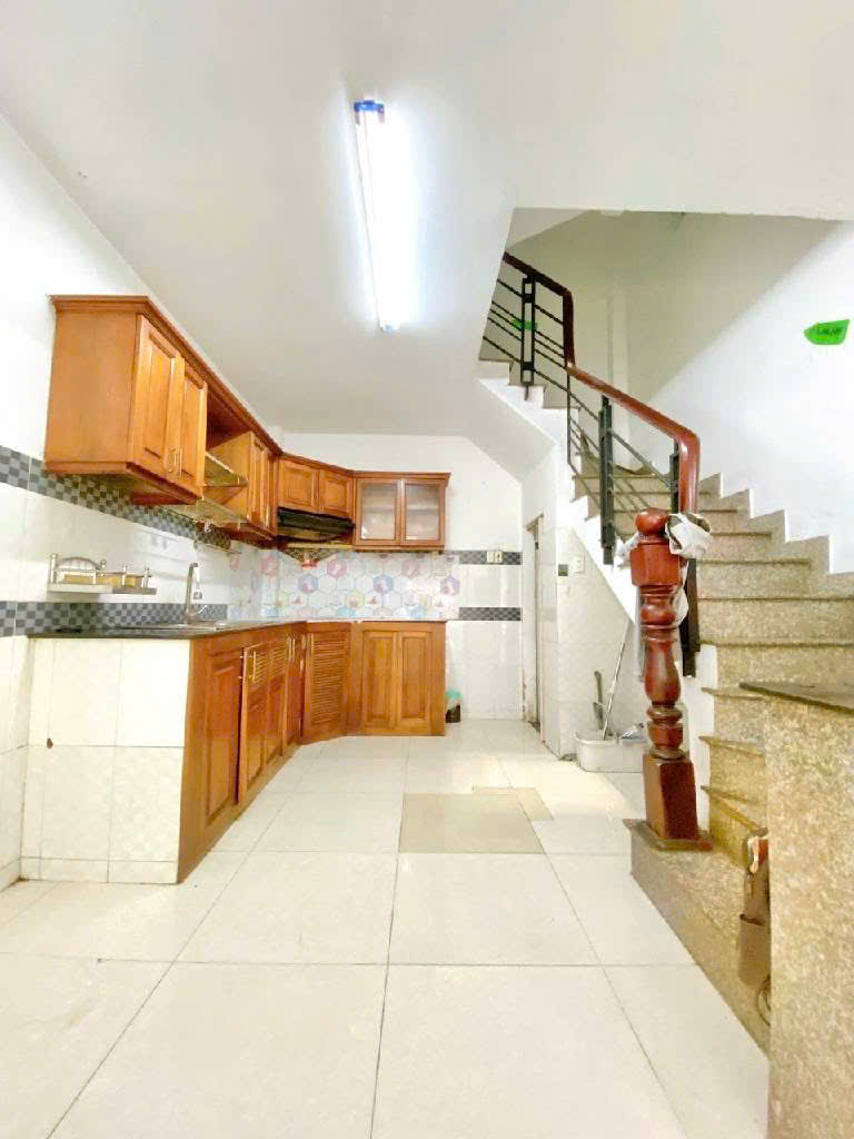 HẺM XE HƠI 5M – SAU TRƯỜNG QUỐC TẾ – Q10 – NHÀ ĐẸP 5 TẦNG BTCT – DTSD 158M2 – HOÀN CÔNG ĐẦY ĐỦ – CHỈ 8.X TỶ