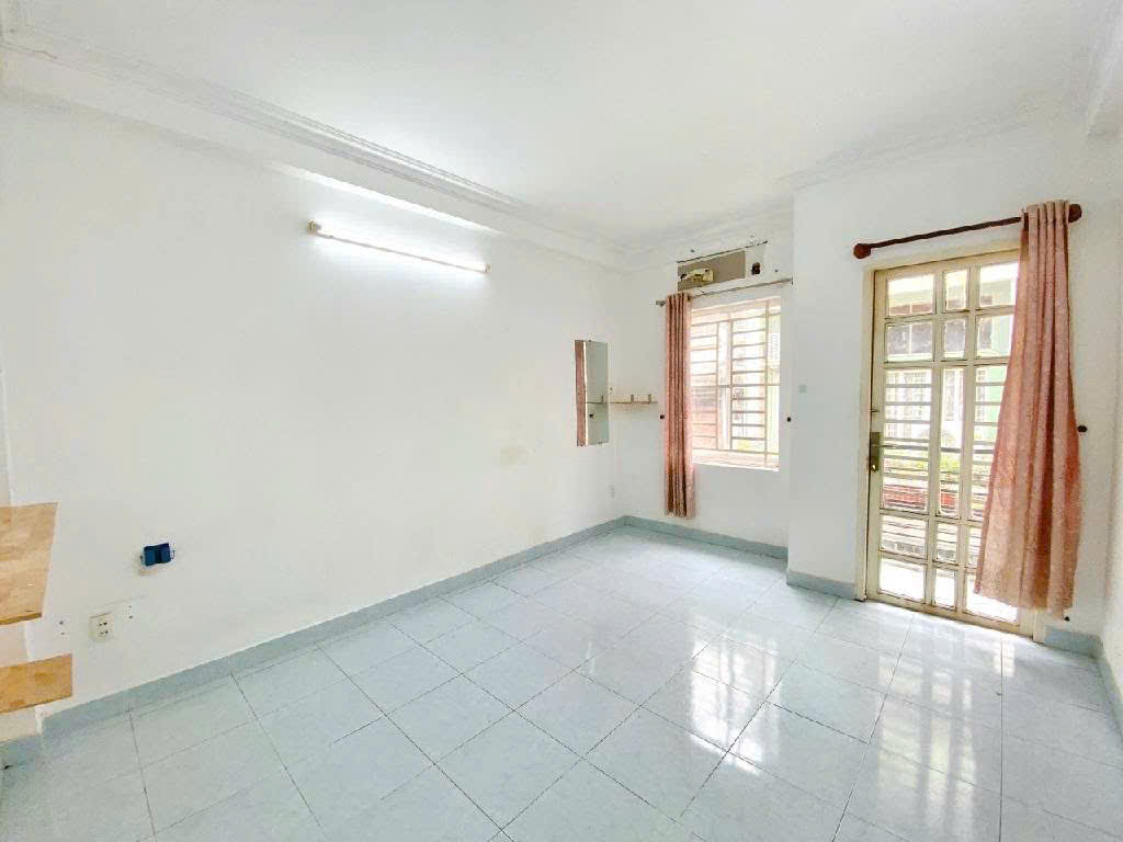 HẺM XE HƠI 5M – SAU TRƯỜNG QUỐC TẾ – Q10 – NHÀ ĐẸP 5 TẦNG BTCT – DTSD 158M2 – HOÀN CÔNG ĐẦY ĐỦ – CHỈ 8.X TỶ