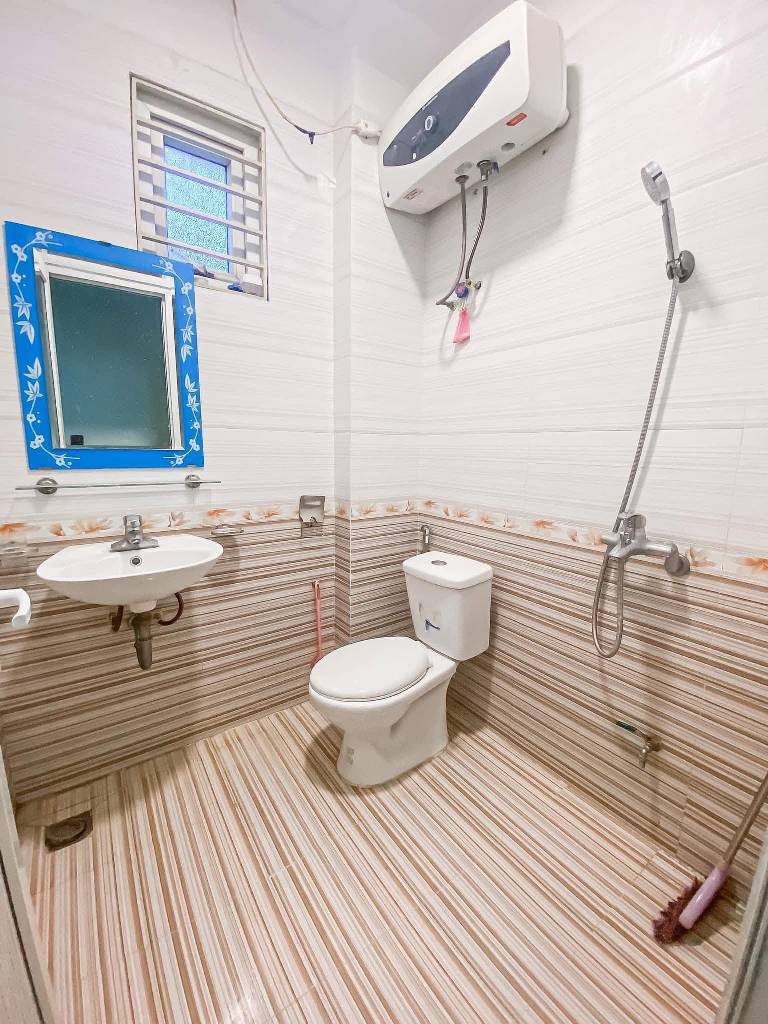 Chủ nhà cần tiền bán gấp và đã hạ chào món hàng siêu hiếm 2 thoáng, dòng tiền 30trieu/thang