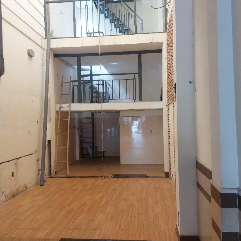 NHÀ CHÍNH CHỦ GỬI - O TÔ NGỦ TRONG NHÀ