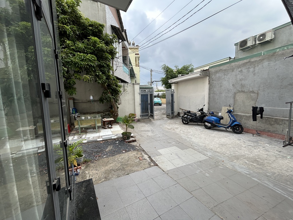 NHÀ CHÍNH CHỦ GỬI - SÁT BÊN TTTM - TL MẠNH