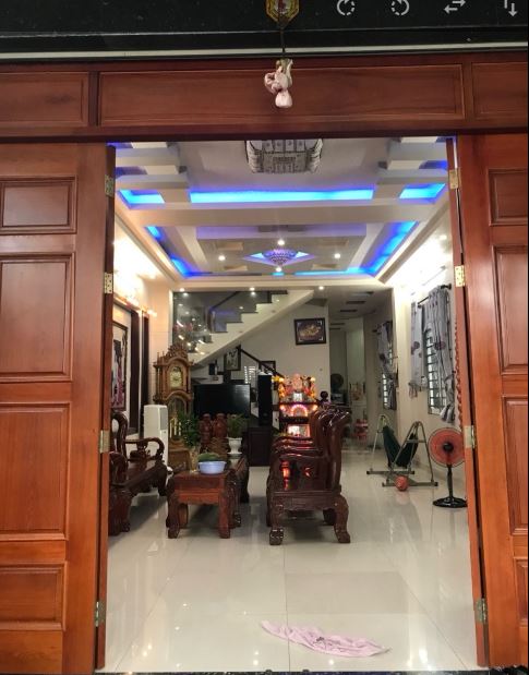 QUẬN 12 - HẺM XE HƠI - NGANG 6M - 150m2 - NHÀ 4 TẦNG KIÊN CỐ - NỞ HẬU TÀI LỘC - KHU AN NINH DÂN TRÍ - TRUNG TÂM TIỆN ÍCH - CHỈ 8 TỶ TL