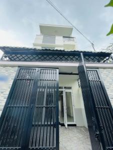 BÁN NHÀ ĐẸP DIỆN TÍCH KHỦNG 92M² QUẬN 12