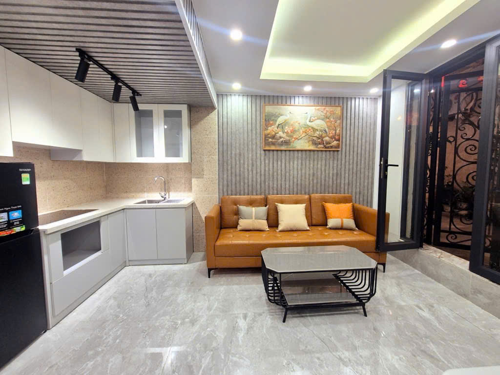 Tập thể tầng 1 kinh doanh