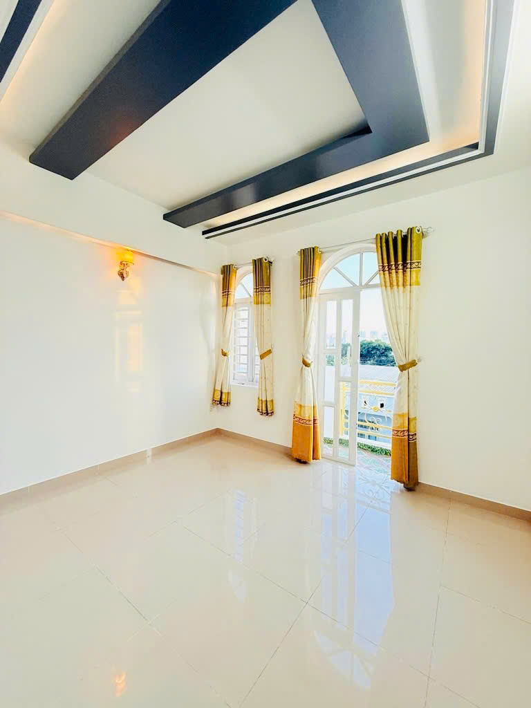 BÁN NHÀ HƯƠNG LỘ 2 - 50M2 - 2 TẦNG - HẺM XE HƠI