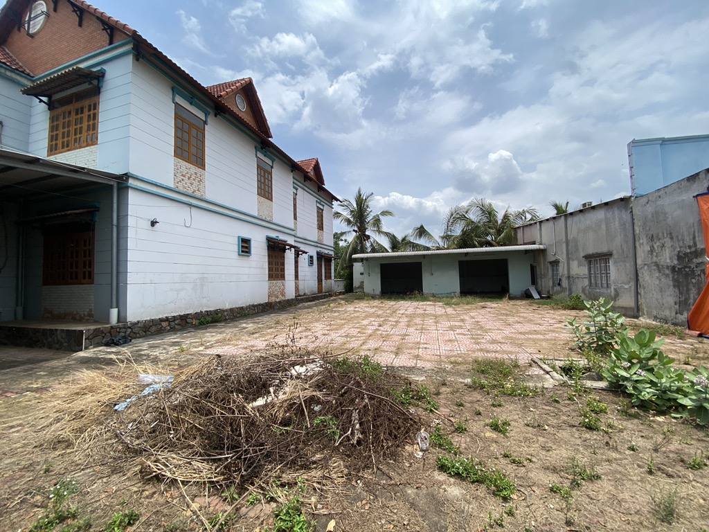 MT ĐƯỜNG nhựa 1000M2 (866m2 thổ) NGAY VINHOME GRANDPAK - SÁT VÀNH ĐAI 3.