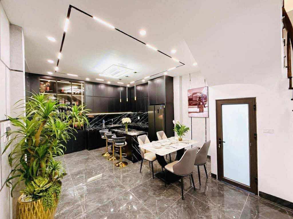 Bán nhà đẹp Á hậu Phố Đại La