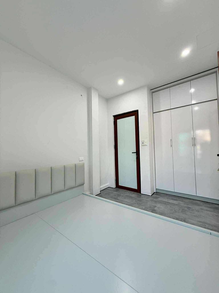 NHÀ ĐẸP KHU HAI BÀ TRƯNG  VỊ TRÍ ĐẸP, NÔNG, LÔ GÓC