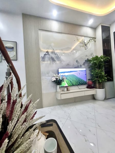 NHÀ ĐẸP HOÀNG MAI, TẶNG FULL NỘI THẤT, SỔ NỞ HẬU