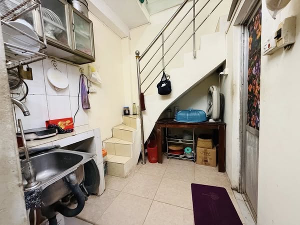 BÁ.N NHÀ TRUNG TÂM QUẬN THANH XUÂN - 80M RA Ô TÔ - 4 TẦNG - 3 NGỦ