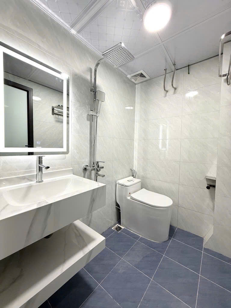 Bá.n nhà dân xây chỉ cách Royal City, Dự án Vinhomes Galaxy 5 phút đi xe, tương lai giá trị tăng mạnh