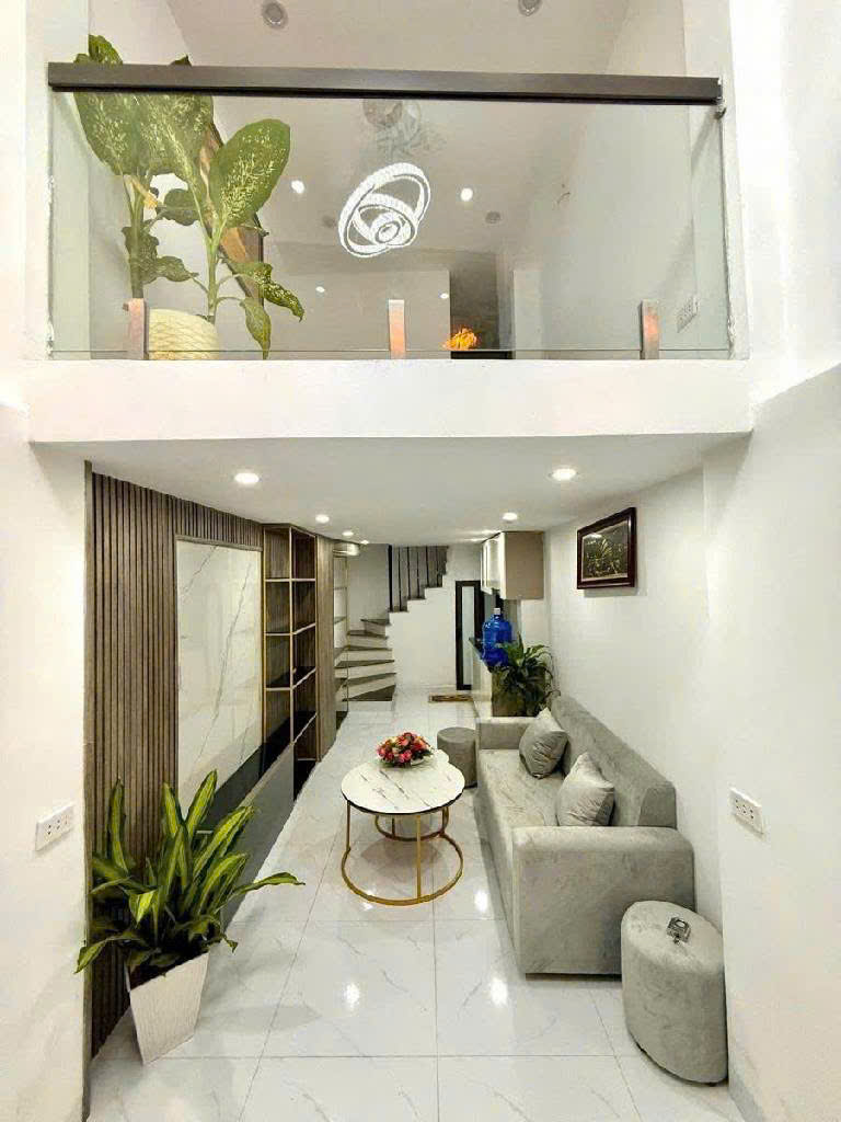 NHÀ ĐẸP TRƯƠNG ĐỊNH, NỞ HẬU- VỪA TIỀN - Ở NGAY - GẦN TRƯỜNG ĐẠI HỌC BỆNH VIỆN