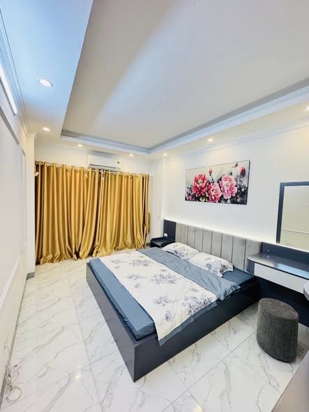 B.á.n N.h.à - Trần Phú mới Kính koong - Hoàng Mai. Gần Kđt Gamuda