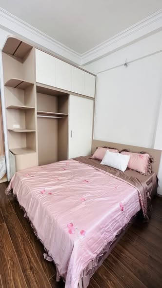 B.á.n N.h.à Hàng xóm KĐT Linh Đàm dân xây, Gần KĐT, Gần UB, Gần Trường, Công viên