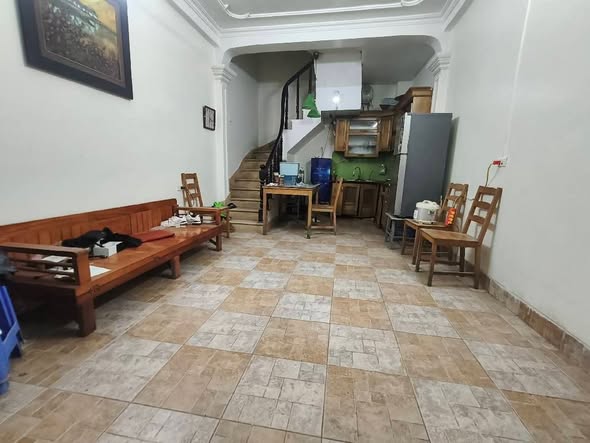 ​​​​​​​ Nhà Lê Trọng Tấn - Hoàng Mai. Diện tích sử dụng 55m. ZÁ ĐẦU.TƯ