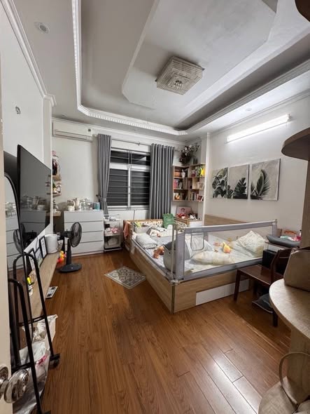 Chủ N.H.À cần T.I.Ề.N cần b.á.n gấp N.hà Khương Đình - Thanh Xuân. 30m / 6,2 t.ỷ