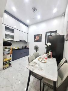 NHÀ ĐẸP HOÀNG MAI, TẶNG FULL NỘI THẤT, SỔ NỞ HẬU