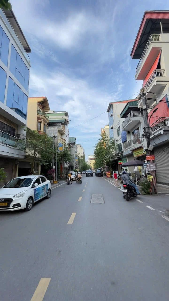 BÁN GẤP