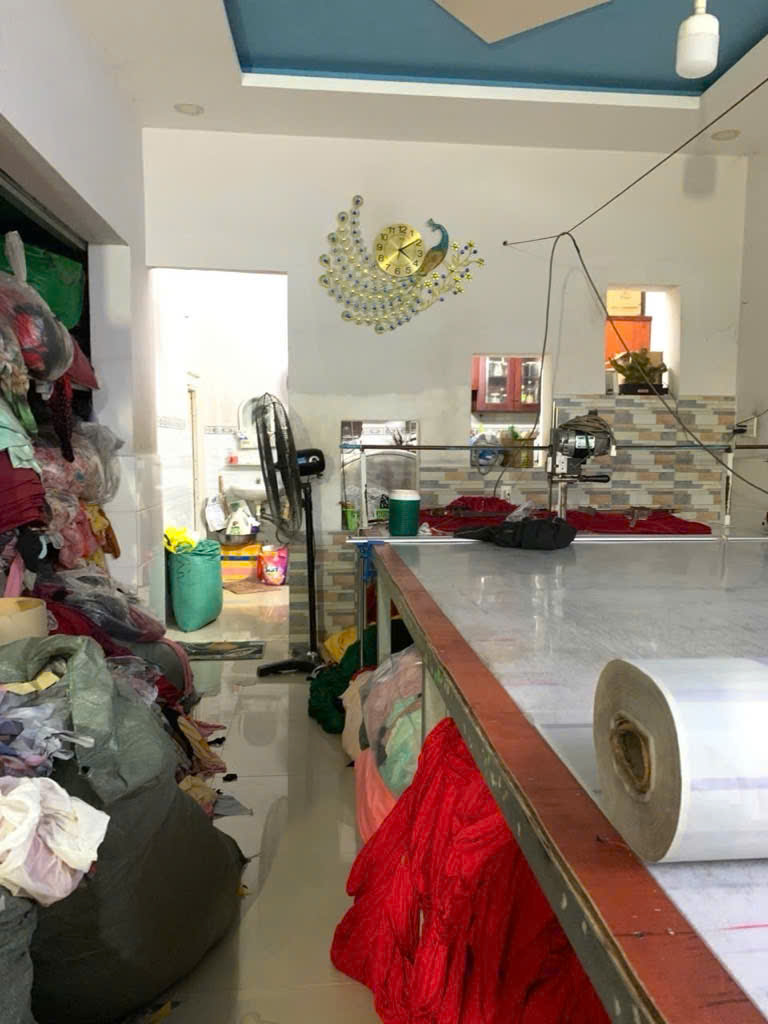 Bán gấp nhà 2 tầng, Quận 12, 76m2, gần Nguyễn Văn Quá, giá chỉ trên 4 tỷ.