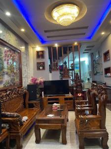 Nhà đẹp 4 tầng, ngang 4m, dài 16m, Quận 12, giá nhỉnh 8 tỷ.