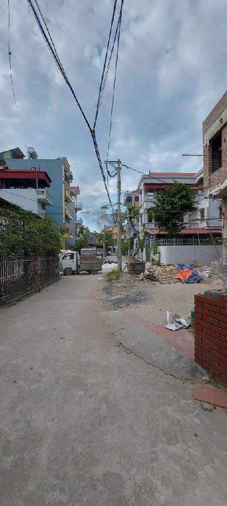 NHÀ ĐẸP XÂY MỚI - BẮC TỪ LIÊM - 40M - 8.7 TỶ