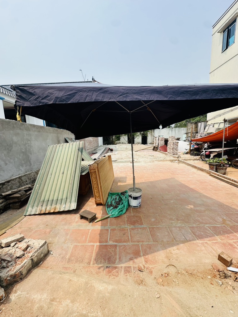 PHÂN LÔ VUÔNG VẮN – THIẾT ÚNG – Ô TÔ 7 CHỖ – 3 BƯỚC RA HỒ – TRUNG TÂM LÀNG – TIỀM NĂNG TĂNG GIÁ