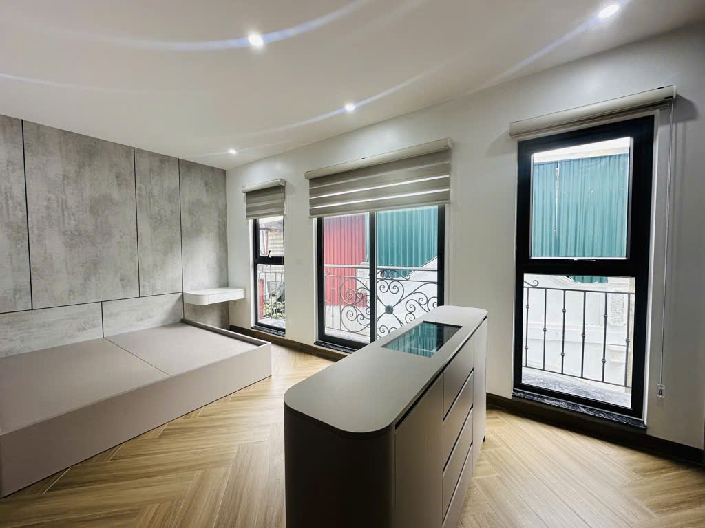 Bán nhà lô góc mặt ngõ Bạch Mai, 45m2 11.6 tỷ