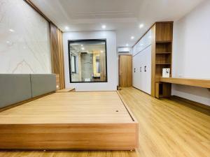 Bán nhà ngõ ô tô Chùa Hưng Ký, 35m2, 8.4 tỷ