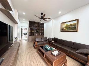 Bán nhà khu phân lô Đầm Trấu, 55m2, 14 tỷ