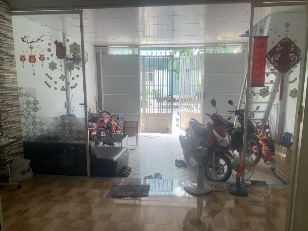 Mặt tiền KDC Long Sơn Quận 9, 5x23 3 2 tầng, ngay Vành Đai 3, tiện xây mới, chỉ 5.5 tỷ TL
