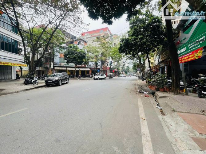 Gấp bán nhà 70m Hồ Đền Lừ, oto tránh, 5 tầng, KD đỉnh, 26.7 tỷ