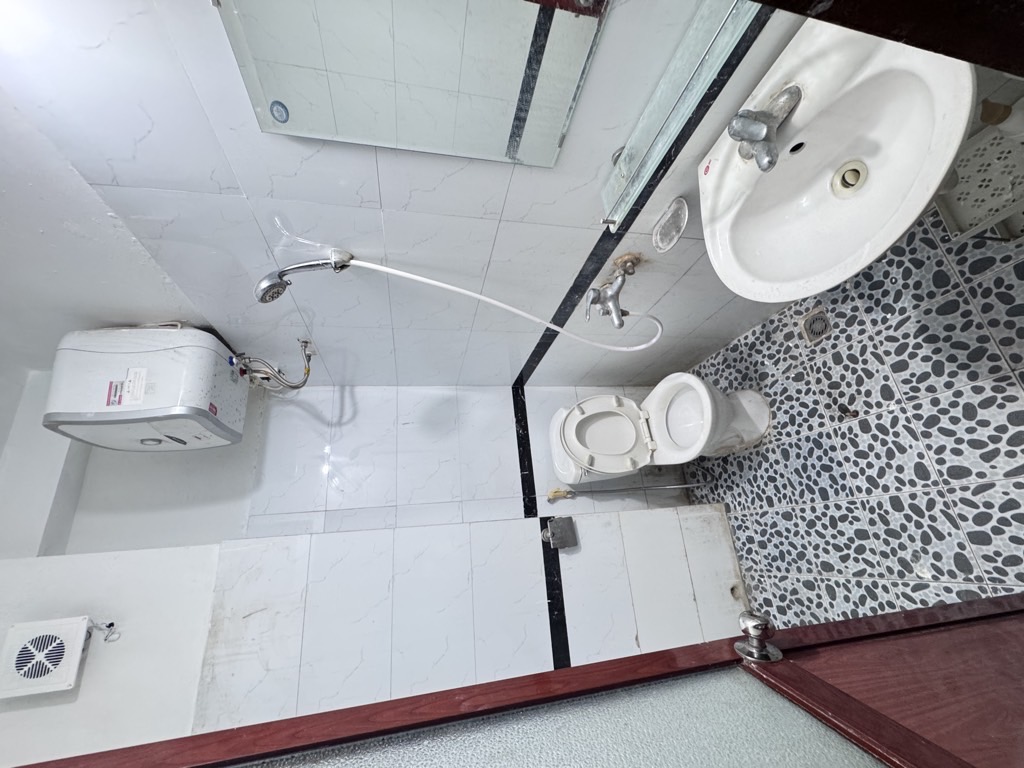 Bán nhà Hoàng Mai ở ngay