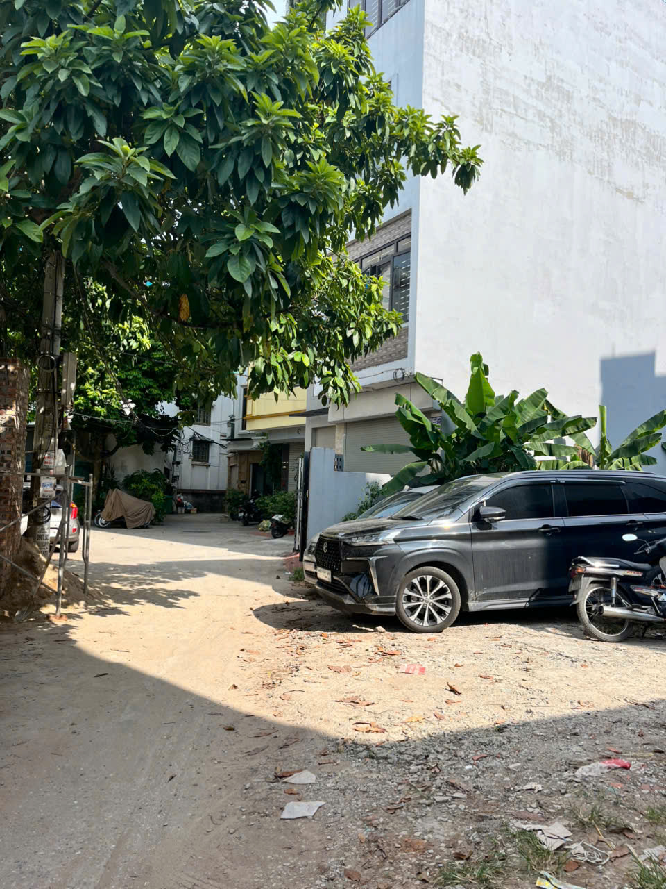 BÁN ĐẤT TẶNG NHÀ DIỆN TÍCH 33M2 TẠI NGỌC THỤY 2 MẶT TIỀN Ô TÔ TẢI ĐỖ CỬA