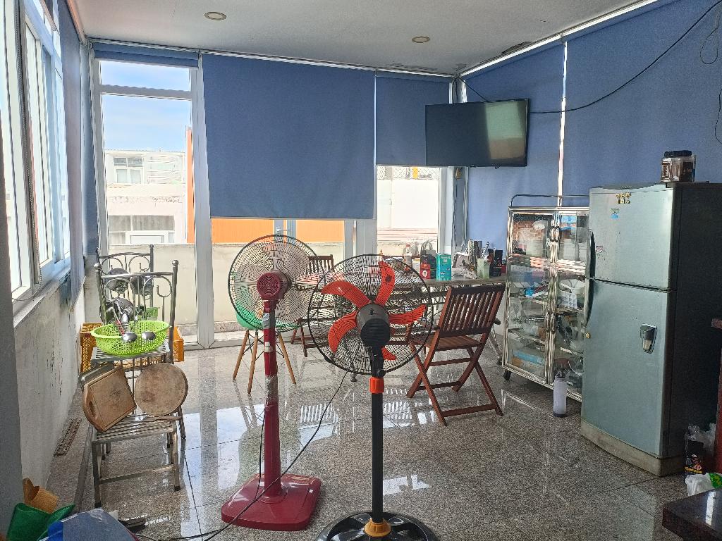 Bán nhà HXH 8m Nhất Chi Mai Tân Bình, ngang 4m 5 tầng BTCT, 5PN, không LG, nhỉnh 9 tỷ TL