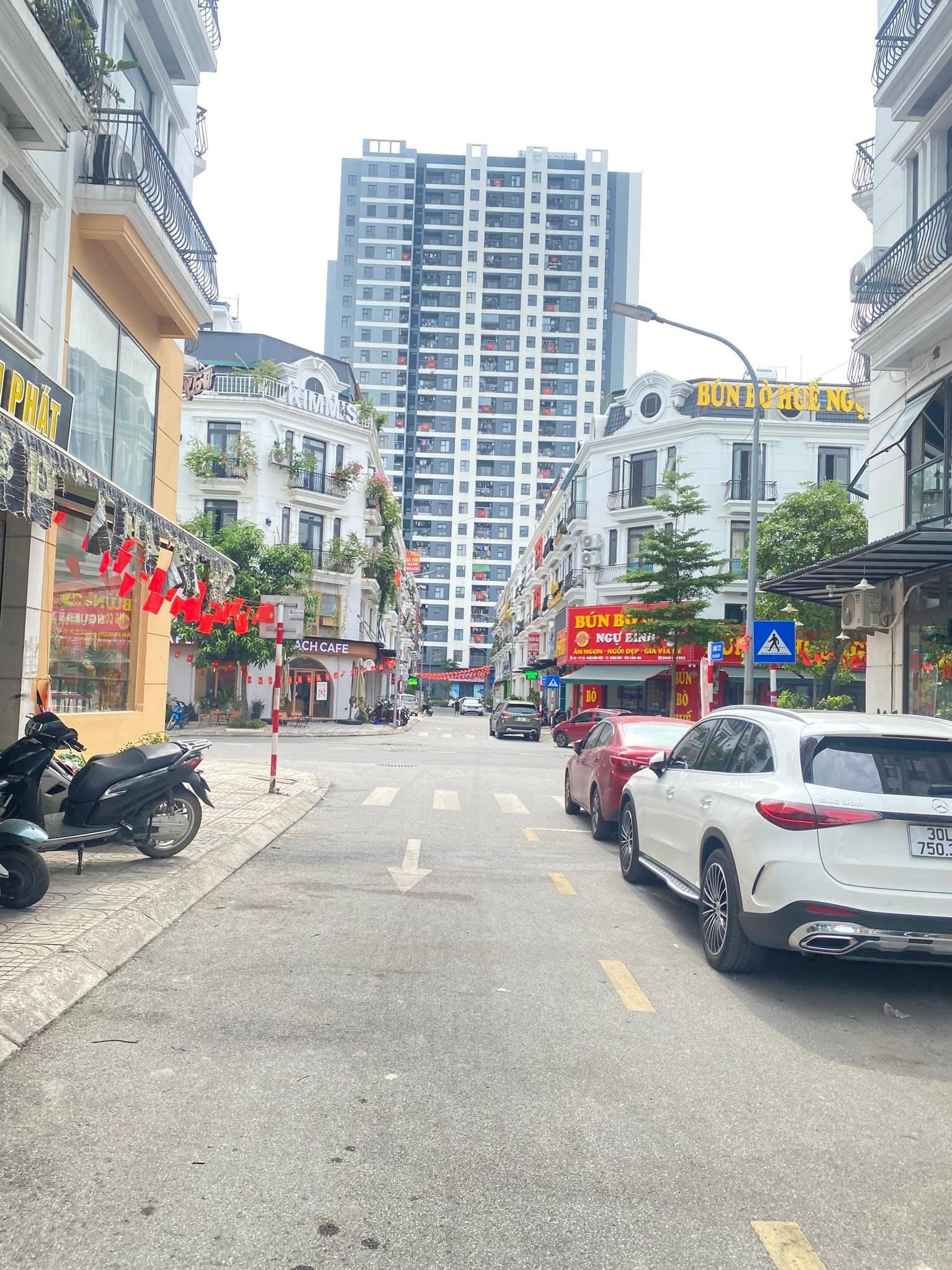 Chị Chủ đang cần tiền cho con du học bên Úc cần thanh khoản gấp thửa đất Đông Dư