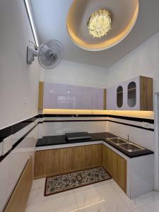 TÂN BÌNH KHU SÂN BAY - HXH THÔNG, DTSD 69M2 2 TẦNG ĐÚC THẬT 2PN, SỔ A4 HOÀN CÔNG ĐỦ, TẶNG NỘI THẤT, CHÀO CHỈ 4.X TỶ TL.✍️✍️