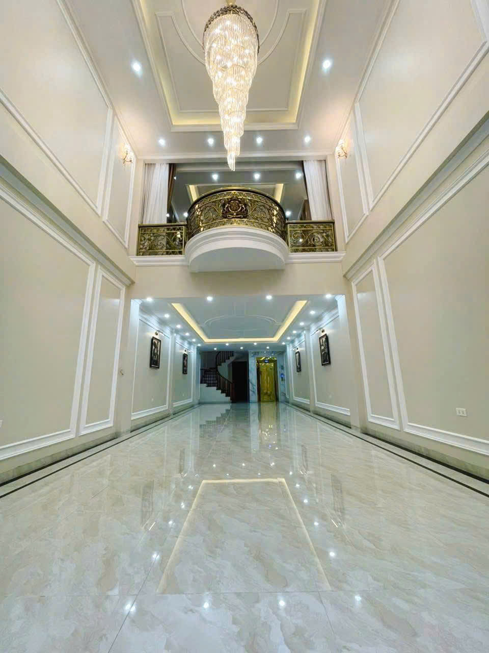 BÁN NHÀ VỊ TRÍ ĐẮC ĐỊA PHỐ CỔ NHUẾ