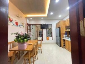BÁN GẤP NHÀ CỔ NHUẾ