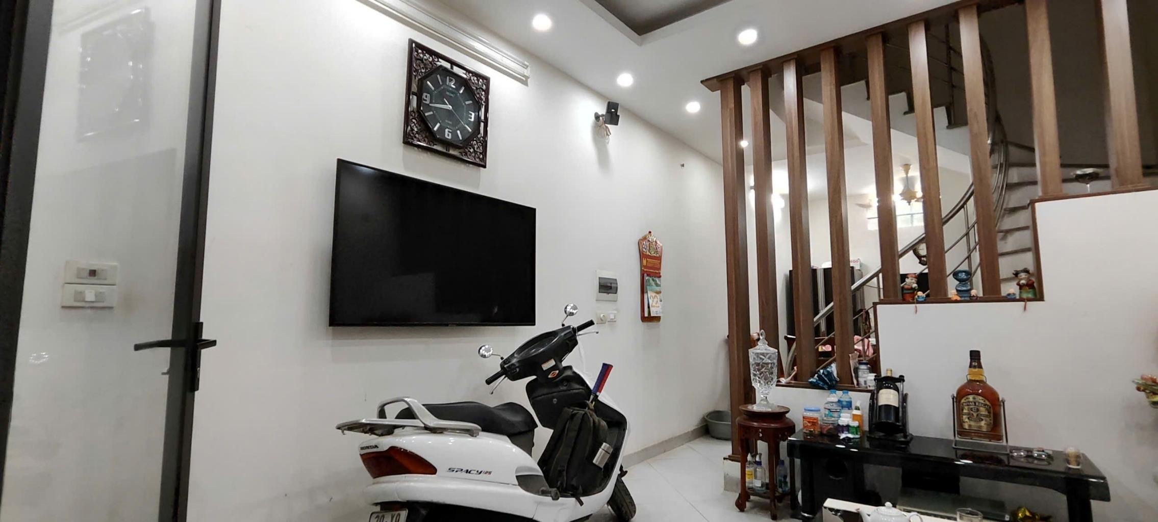 Bán nhà thuỵ khuê