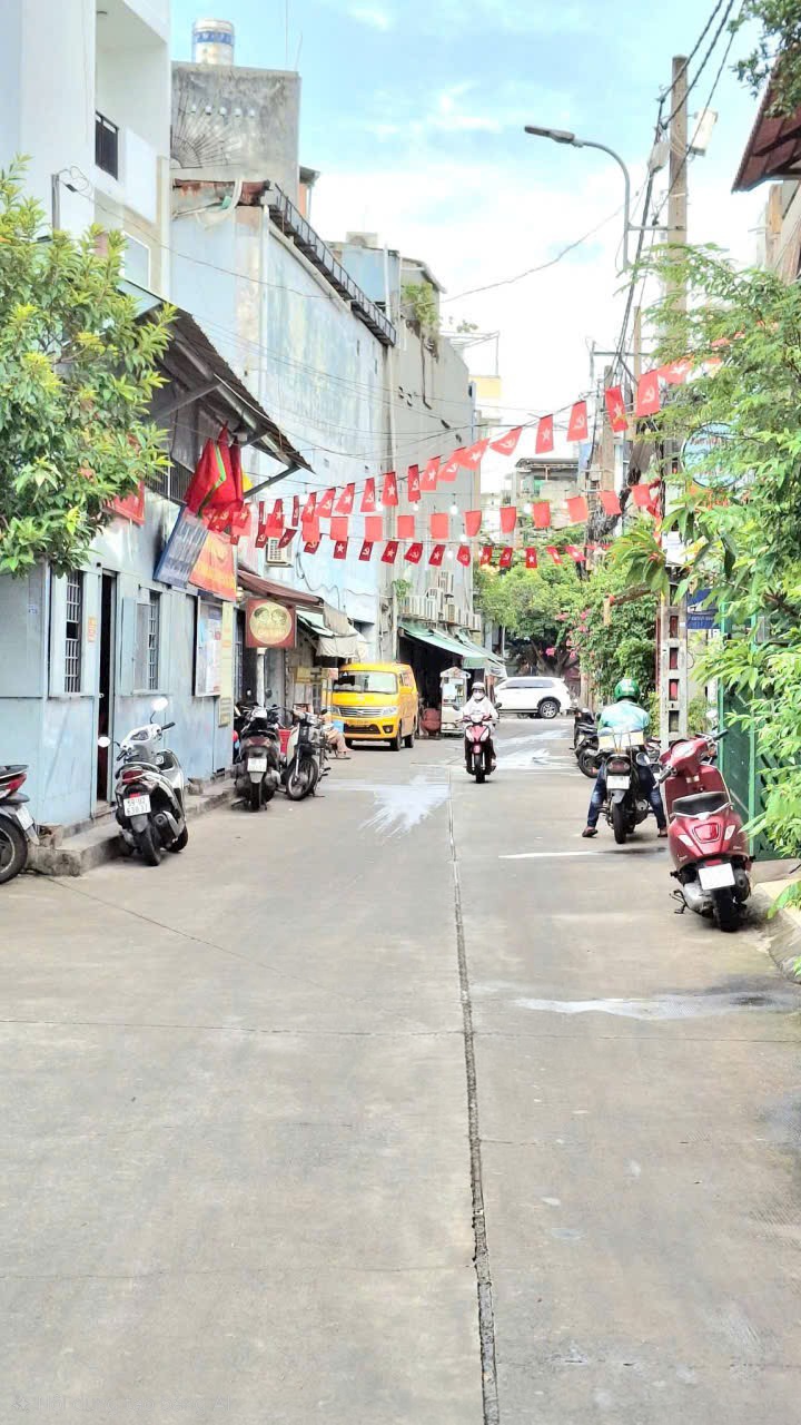 SIÊU HOT – NHÀ TL 10 - 68M2  – CHỈ 4.x TỶ – KẾ NHÀ THỜ PHAOLO BÌNH TÂN