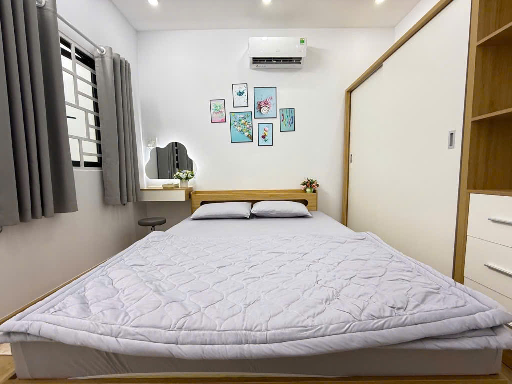 Ngộp Vốn Cần Bán Gấp Nhà Hương Lộ 2 - 70m2 - nhỉnh 4 tỷ - SHR.