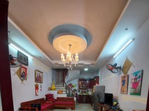 Bán nhà hoàng mai ô tô đỗ cửa kinh doanh bán hàng siêu hợp lý