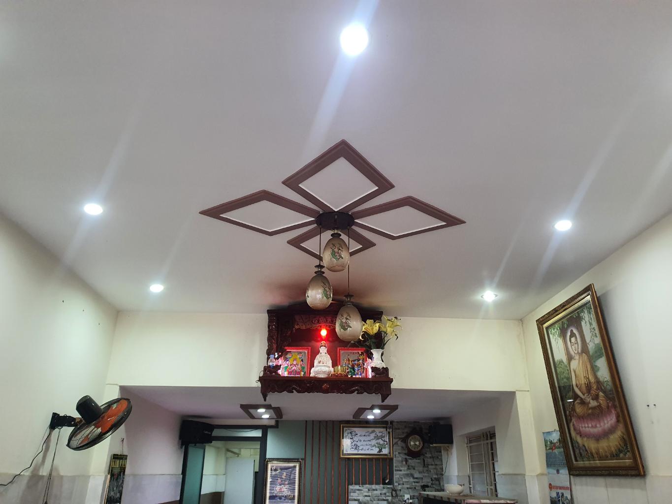 BÁN NHÀ MẶT TIỀN KINH DOANH ĐƯỜNG SỐ 8. LING TRUNG. TP THỦ ĐỨC