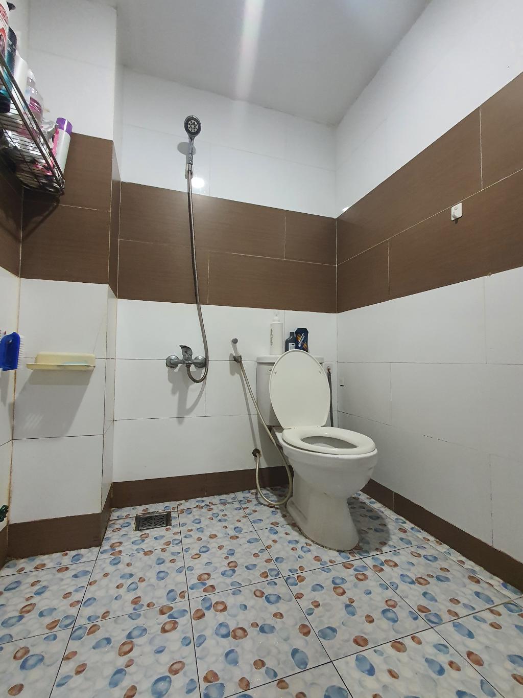 BÁN NHÀ MẶT TIỀN KINH DOANH ĐƯỜNG SỐ 8. LING TRUNG. TP THỦ ĐỨC